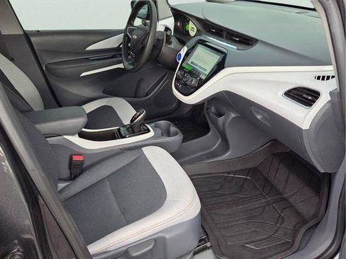 Used 2020 Chevrolet Bolt LT FWD image 17