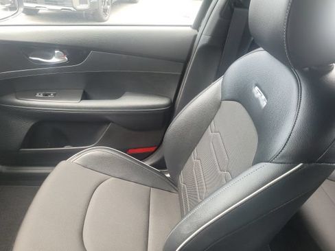 Certified 2023 Kia Forte GT-Line FWD image 33
