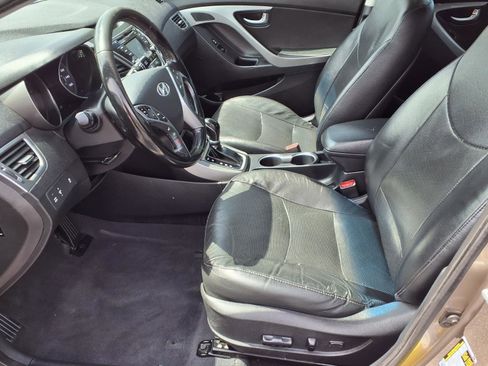 Used 2016 Hyundai Elantra Limited FWD image 9