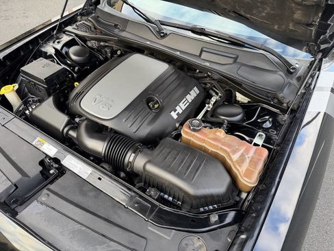 Used 2013 Dodge Challenger R/T Plus image 29