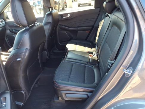 Used 2024 Ford Escape ST-Line w/ Tech Pack #1 AWD/4WD image 12