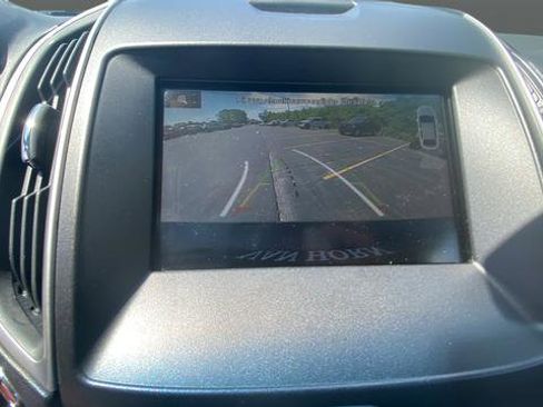 Used 2015 Ford Edge SEL w/ Equipment Group 201A AWD/4WD image 14