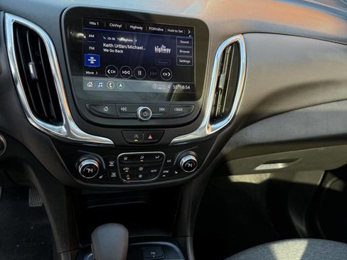 Used 2023 Chevrolet Equinox LT AWD/4WD image 8