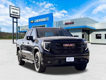 New 2026 GMC Sierra 1500 Elevation w/ Elevation Premium Package