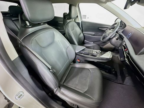 Used 2024 Kia EV6 Wind w/ Wind Technology Package RWD image 31