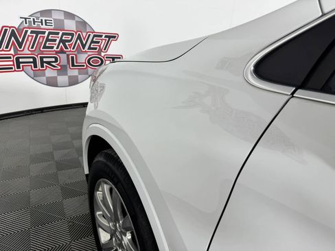 Used 2020 Buick Envision Essence FWD image 23
