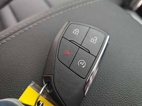 New 2026 GMC Canyon Elevation w/ Convenience Package image 26