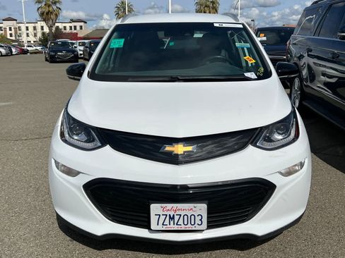 Used 2017 Chevrolet Bolt Premier w/ Driver Confidence II Package image 6