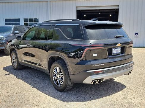 Certified 2024 Chevrolet Traverse LT FWD image 42
