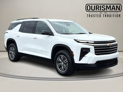 Used 2024 Chevrolet Traverse LT
