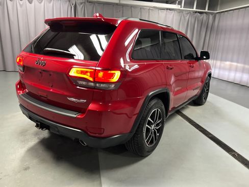 Used 2018 Jeep Grand Cherokee Trailhawk w/ Trailhawk Luxury Group image 7