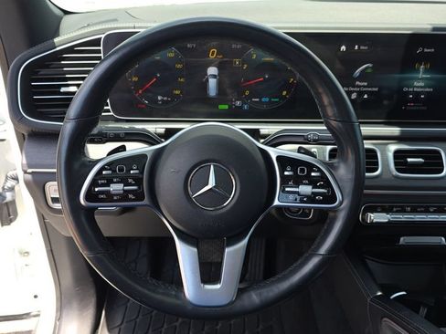 Used 2022 Mercedes-Benz GLS 450 4MATIC image 16
