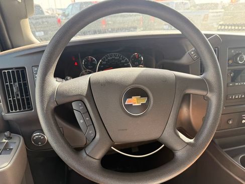 Used 2025 Chevrolet Express 2500 w/ Driver Convenience Package RWD image 20