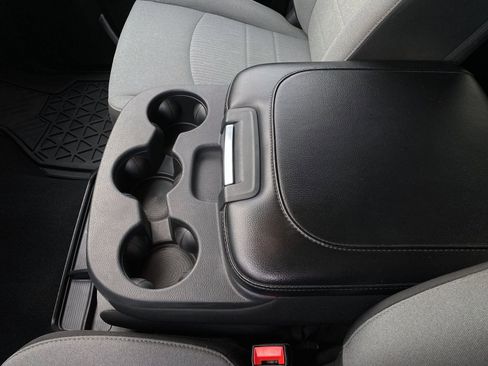 Used 2023 RAM 1500 Classic SLT image 18