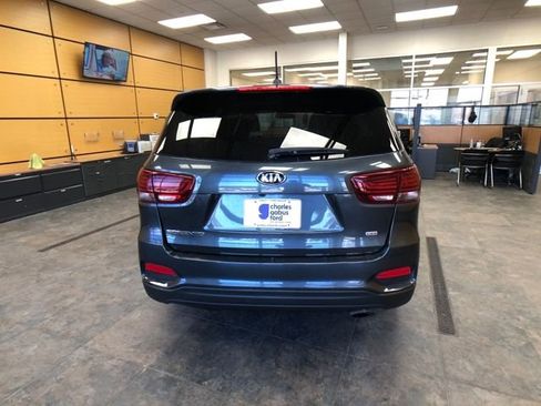 Used 2020 Kia Sorento LX image 6