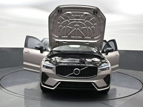 Used 2025 Volvo XC60 T8 Plus w/ Protection Package Premier AWD/4WD image 31