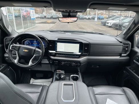 Used 2022 Chevrolet Silverado 1500 LTZ w/ LTZ Premium Package image 20