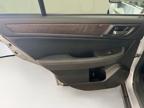 Used 2016 Subaru Outback 2.5i Limited AWD/4WD image 26