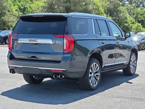 Used 2021 GMC Yukon Denali w/ Denali Premium Package AWD/4WD image 3