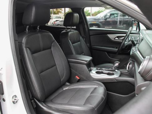 Used 2022 Chevrolet Blazer LT image 38