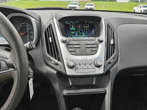 Used 2017 Chevrolet Equinox LS AWD/4WD image 15