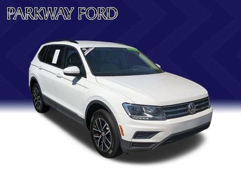Used 2021 Volkswagen Tiguan SE AWD/4WD image 3