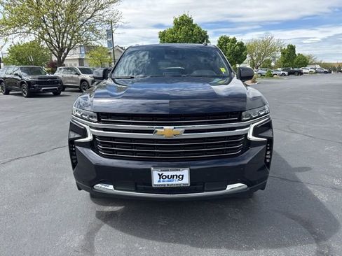 Certified 2024 Chevrolet Suburban LT AWD/4WD image 2