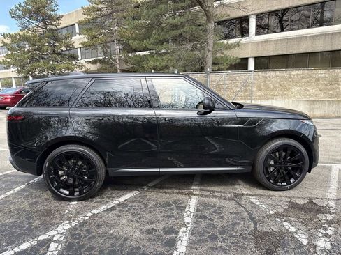 New 2026 Land Rover Range Rover Sport SE AWD/4WD image 6