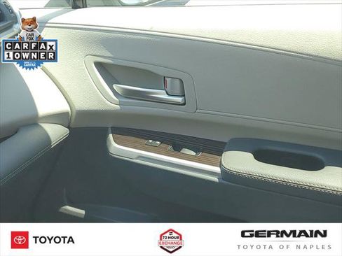 Certified 2021 Toyota Sienna XLE FWD image 29