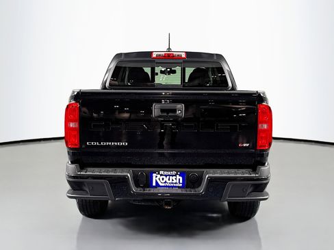 Used 2022 Chevrolet Colorado Z71 AWD/4WD image 6