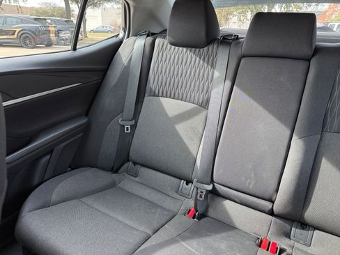 Used 2025 Toyota Camry LE image 39