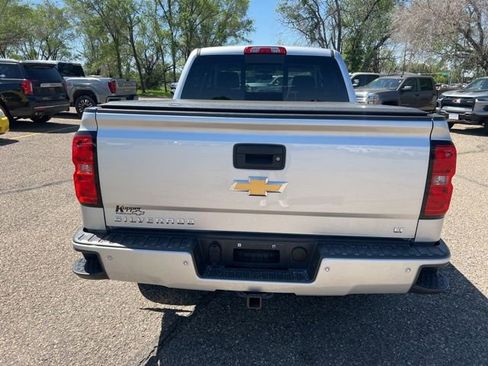 Used 2018 Chevrolet Silverado 1500 LT w/ All Star Edition AWD/4WD image 7