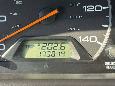 Used 2004 Honda Odyssey EX-L image 25