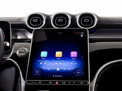 Certified 2025 Mercedes-Benz GLC 300 image 25