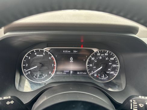 Certified 2021 Nissan Rogue SV w/ Premium Package FWD image 26