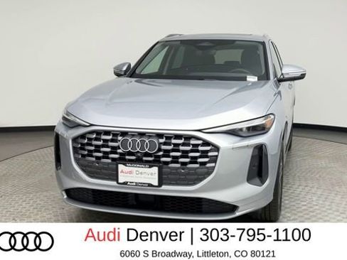 Used 2025 Audi Q5 Premium w/ Convenience Package AWD/4WD image 7