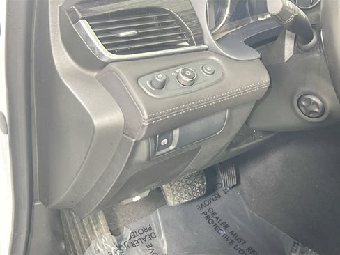 Used 2017 Buick LaCrosse Essence w/ Sights and Sounds Package image 10