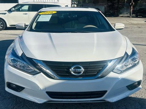 Used 2016 Nissan Altima 2.5 SL w/ 2.5 Technology w/LED Package FWD image 8