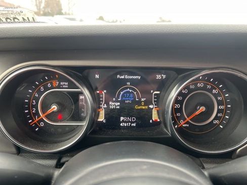 Used 2020 Jeep Wrangler Sport image 14