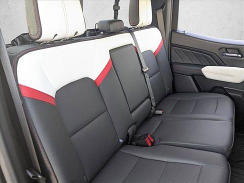 Certified 2024 GMC Canyon AT4X AWD/4WD image 21