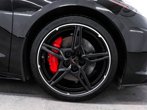 Used 2023 Chevrolet Corvette Stingray Coupe w/ Z51 Performance Package image 11