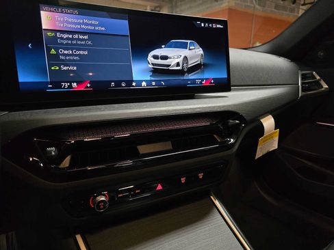 Used 2026 BMW 330i xDrive Sedan w/ Premium Package image 29