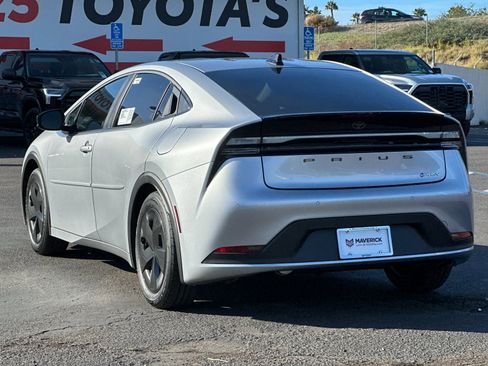 New 2026 Toyota Prius Plug-In Hybrid image 3
