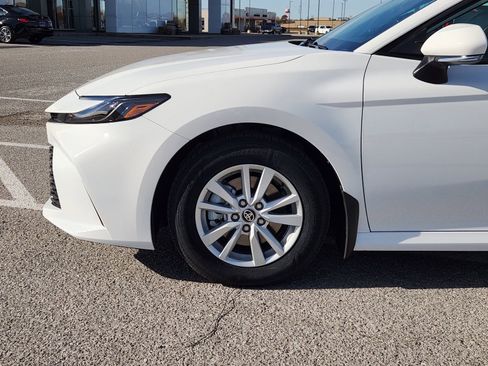 New 2026 Toyota Camry LE image 9