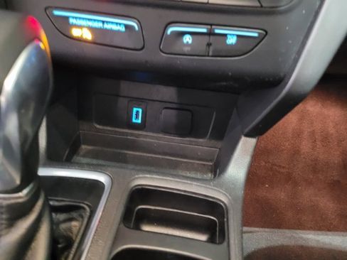 Used 2018 Ford Escape SE image 32