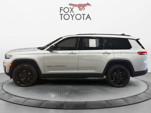 Used 2025 Jeep Grand Cherokee L Limited w/ Luxury Tech Group II AWD/4WD image 5