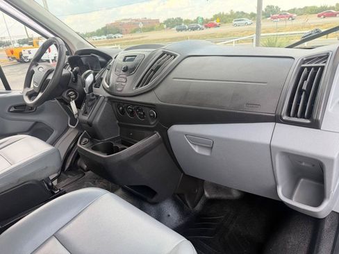 Used 2017 Ford Transit 250 138 RWD image 23