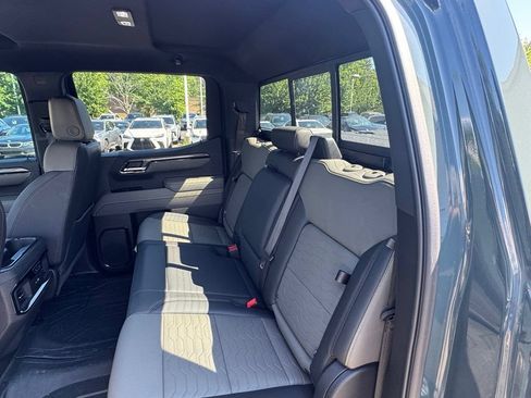 Used 2025 Chevrolet Silverado 1500 ZR2 AWD/4WD image 10
