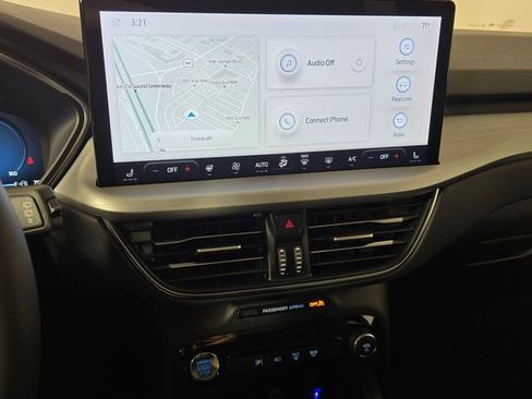 Used 2024 Ford Escape SE w/ PHEV Premium Package image 30