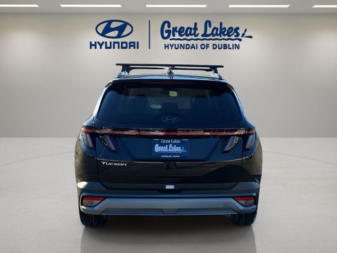 Certified 2025 Hyundai Tucson Limited FWD image 4